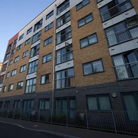 Marlin Apts Stratford-2