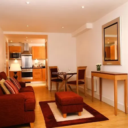 Marlin Apts Stratford-3